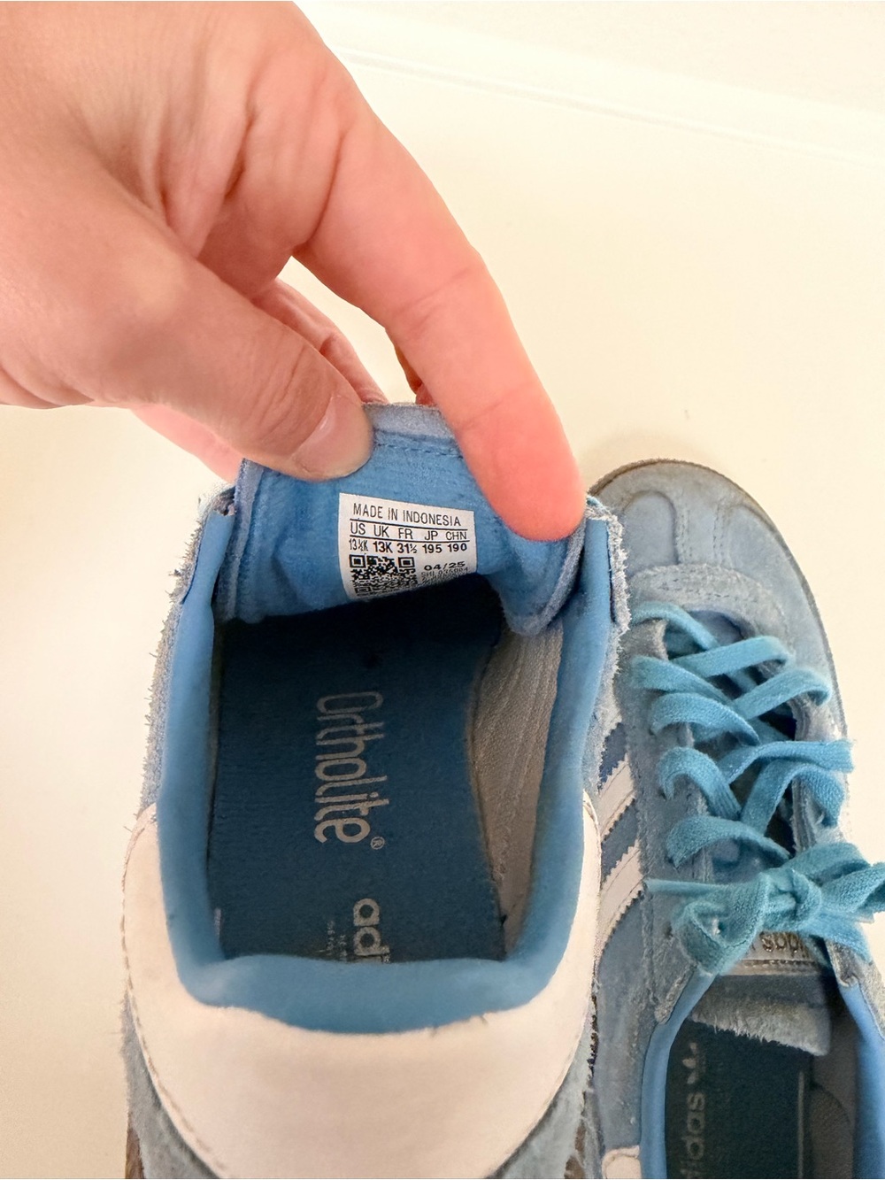 Adidas Spezials Size: 13.5 Light Blue Kids Suede Lace-Up Sneakers - Picture 7 of 7